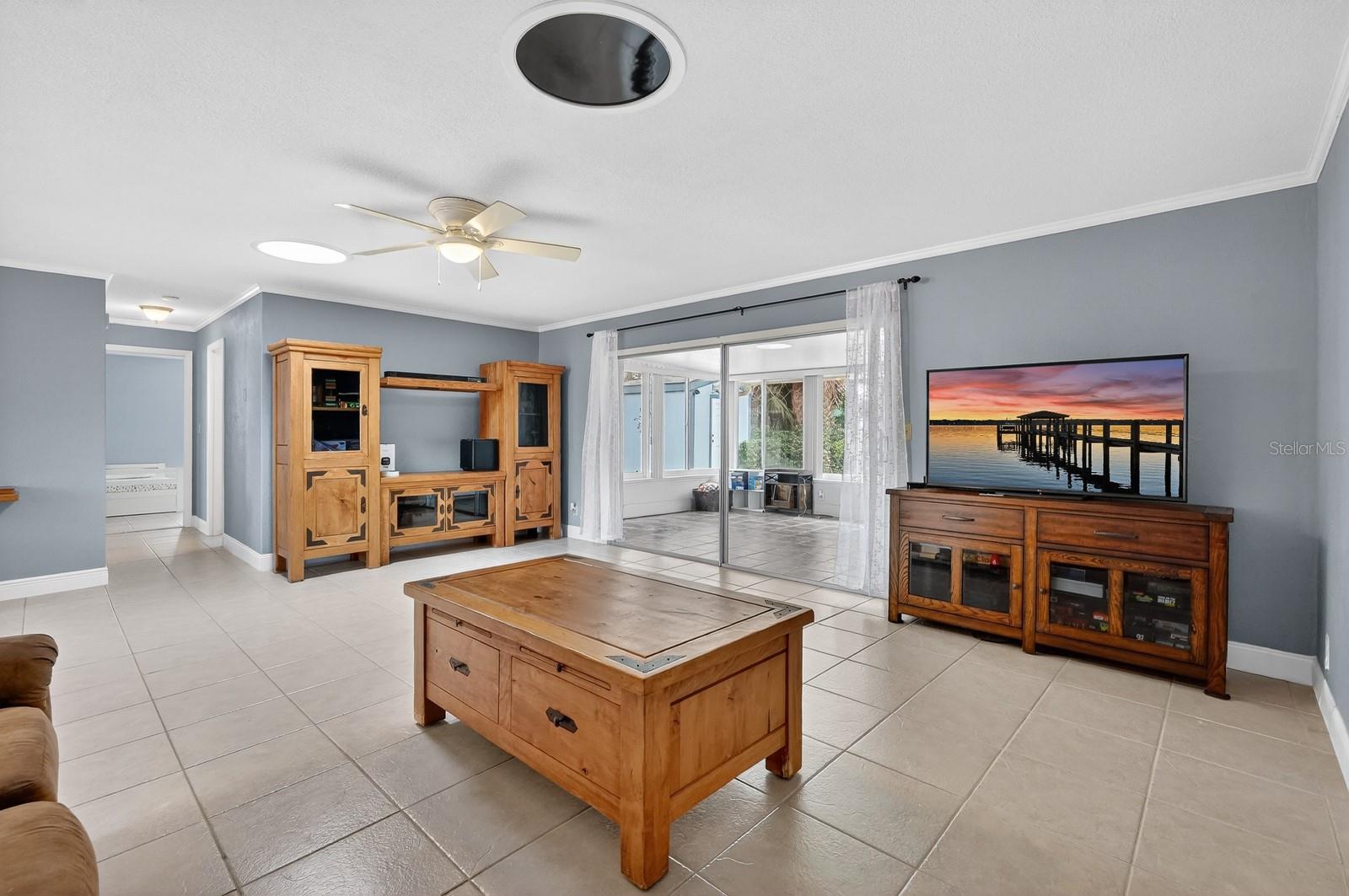 Image 11 of 48 For 30 Longfellow Circle