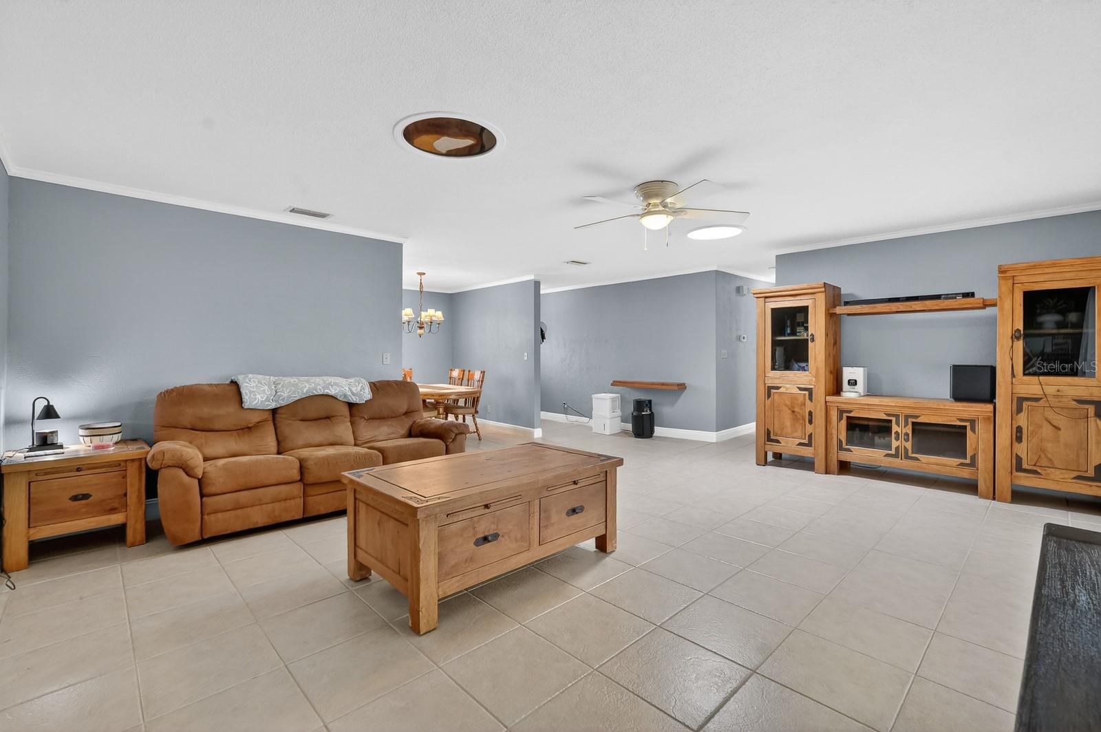 Image 12 of 48 For 30 Longfellow Circle