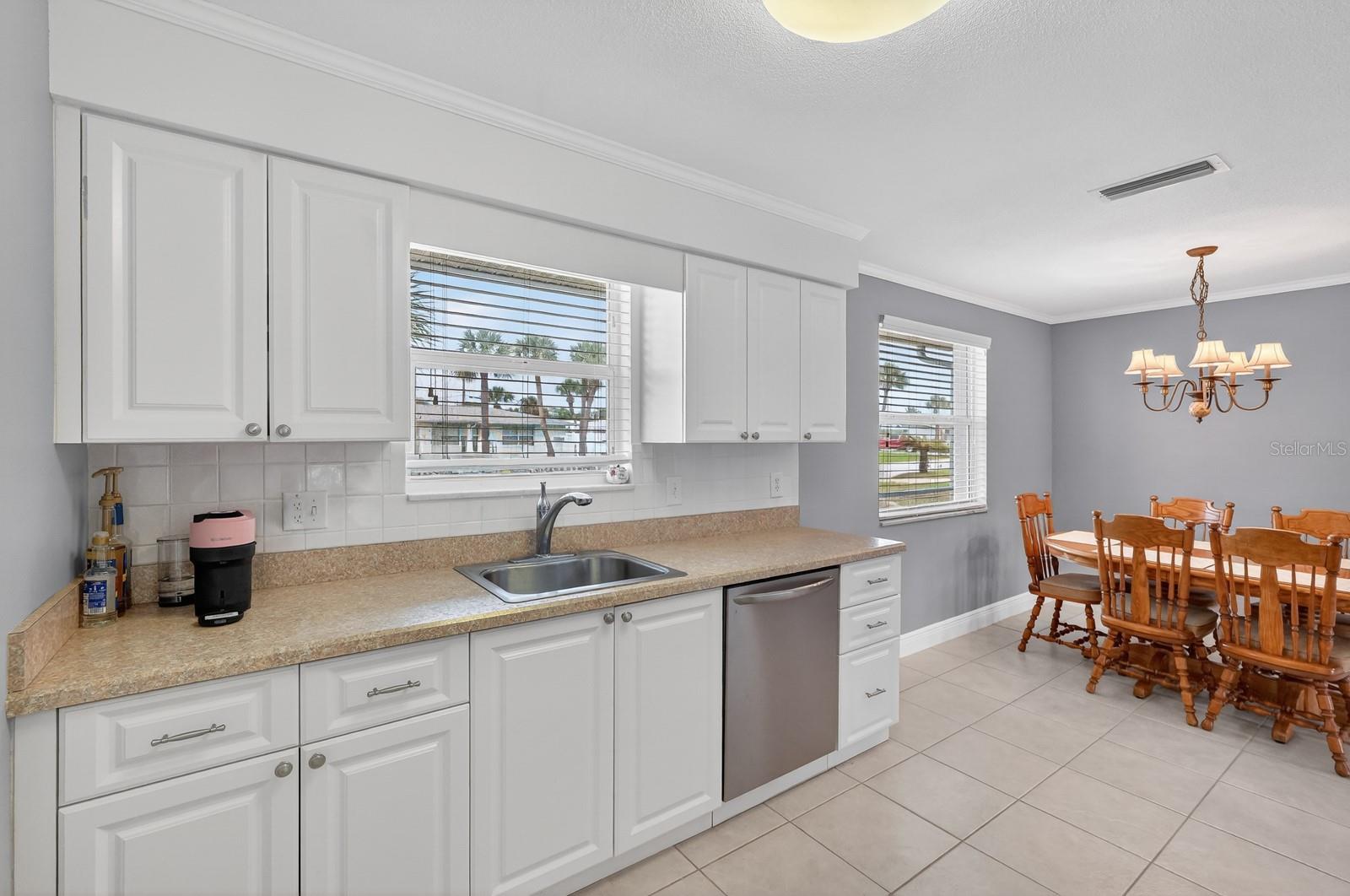 Image 20 of 48 For 30 Longfellow Circle