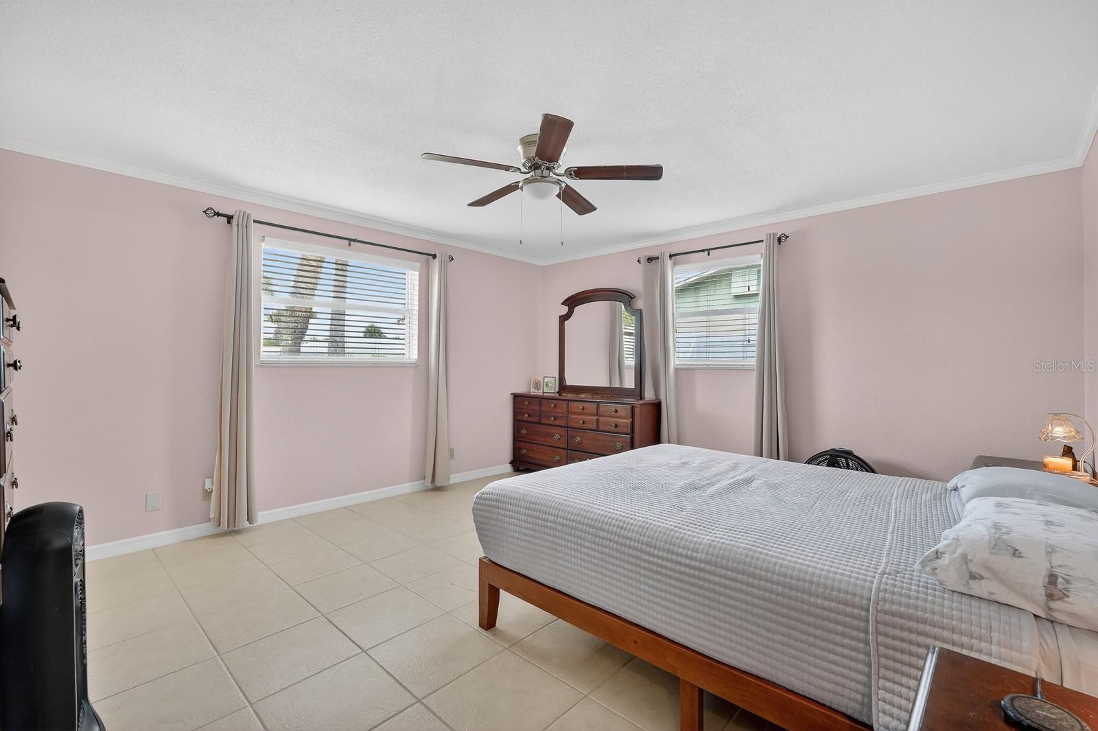 Image 23 of 48 For 30 Longfellow Circle