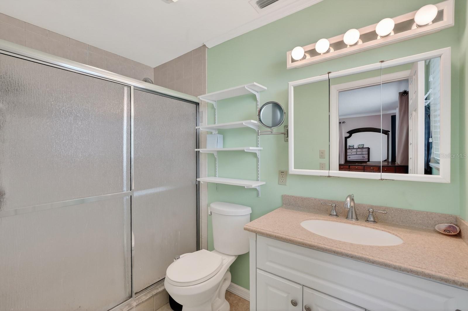 Image 25 of 48 For 30 Longfellow Circle