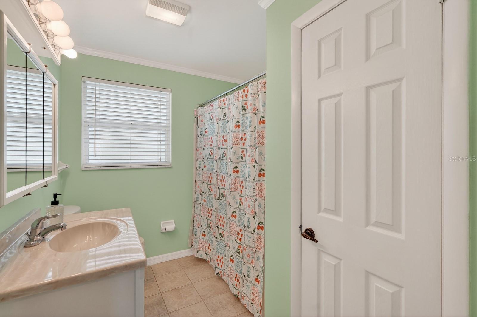 Image 26 of 48 For 30 Longfellow Circle