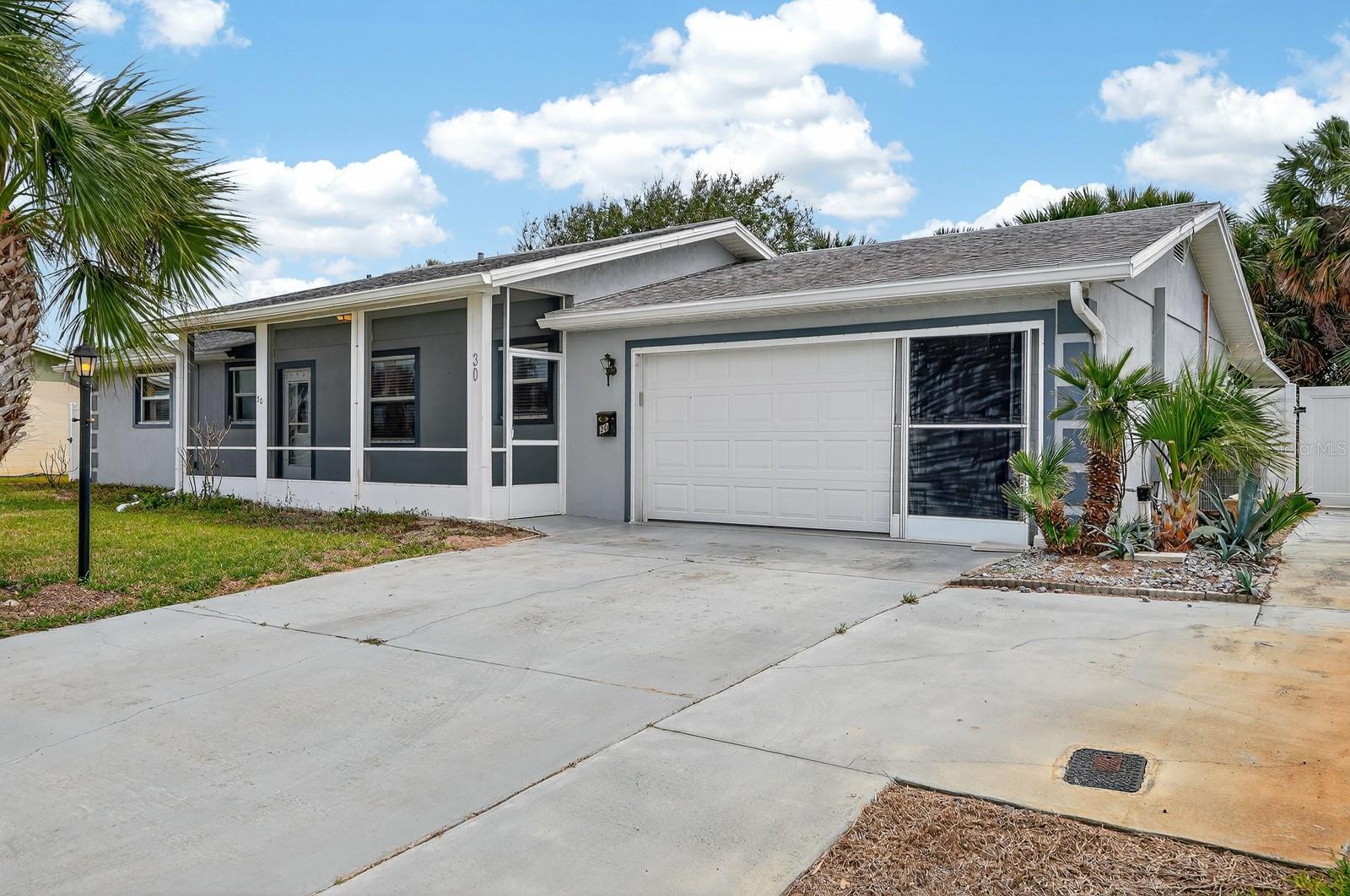 Image 4 of 48 For 30 Longfellow Circle