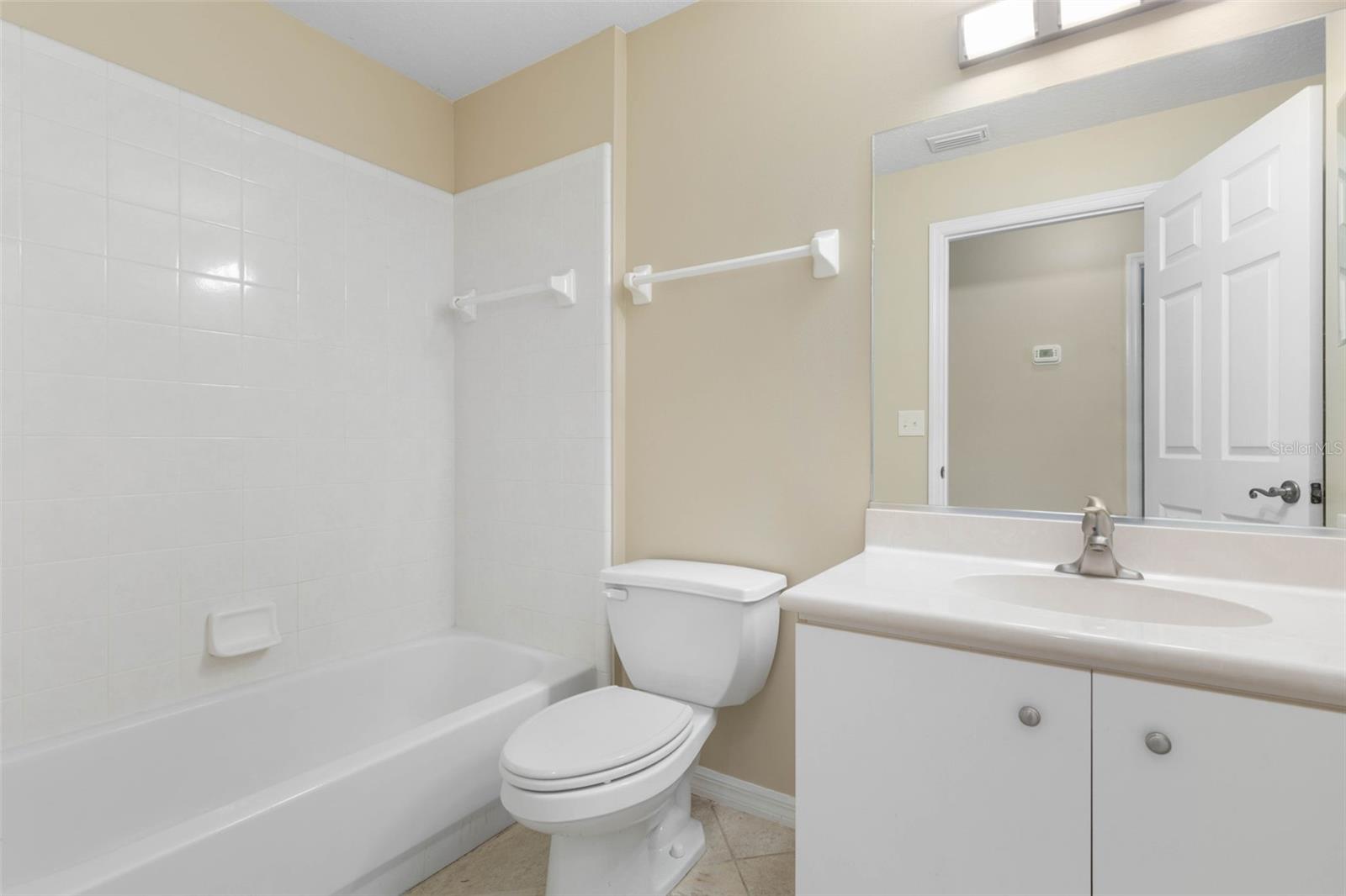 Image 29 of 100 For 60 Villa Lago Lane