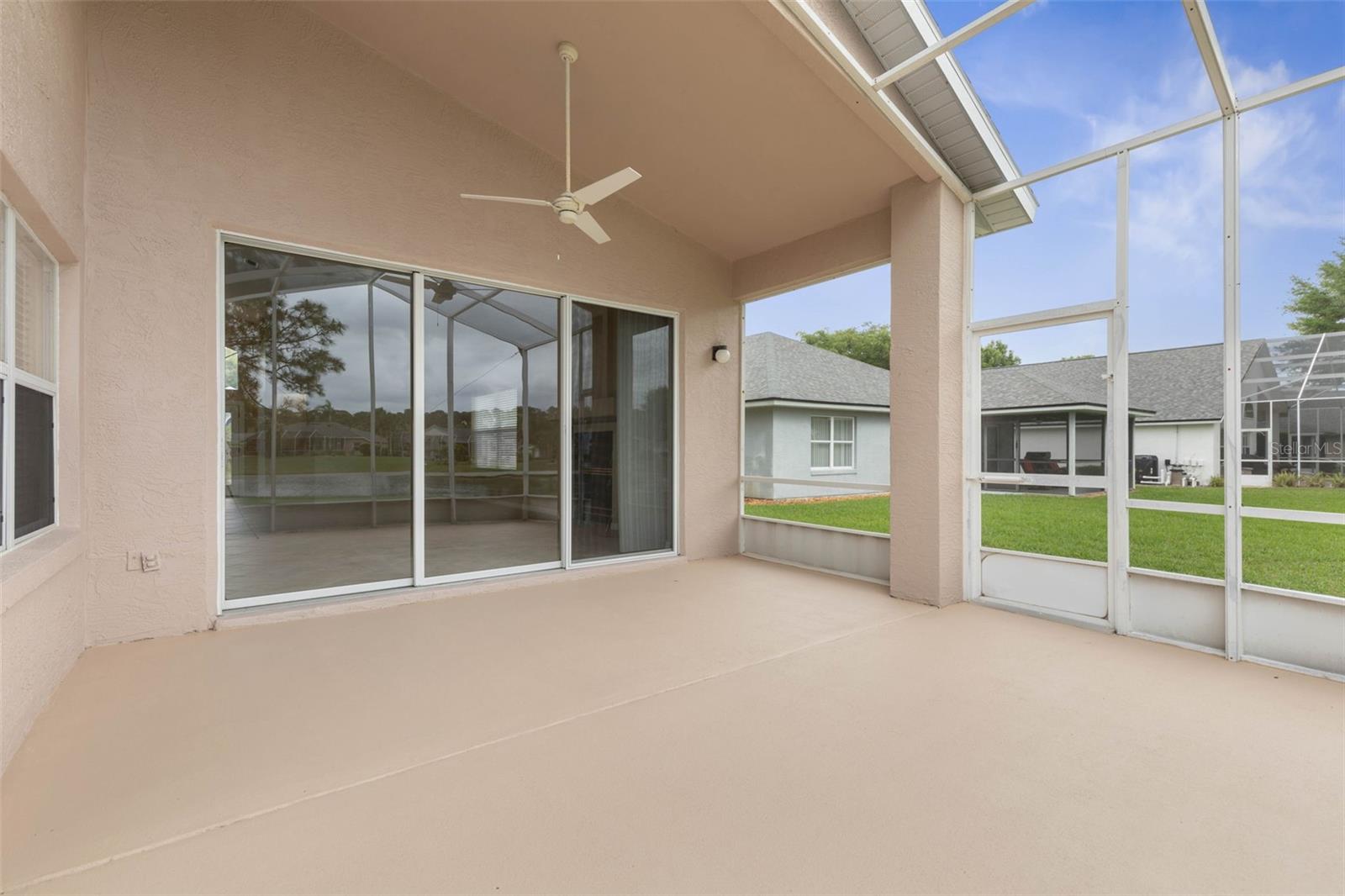 Image 35 of 100 For 60 Villa Lago Lane