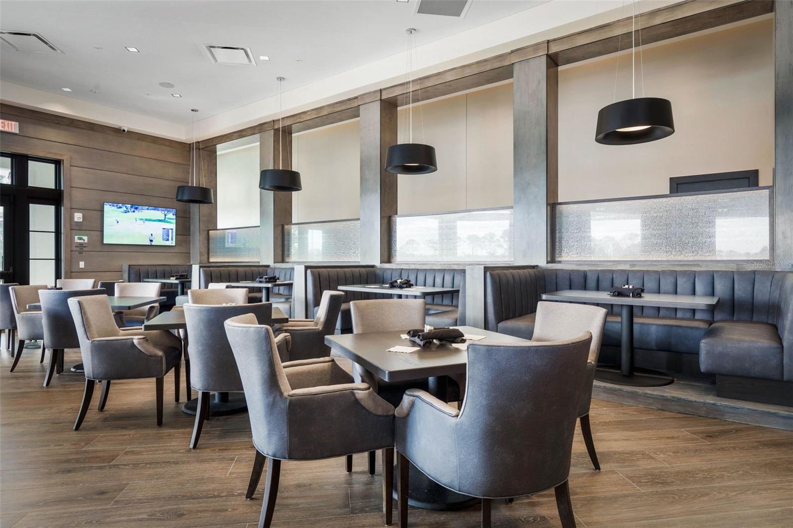 Image 84 of 100 For 60 Villa Lago Lane