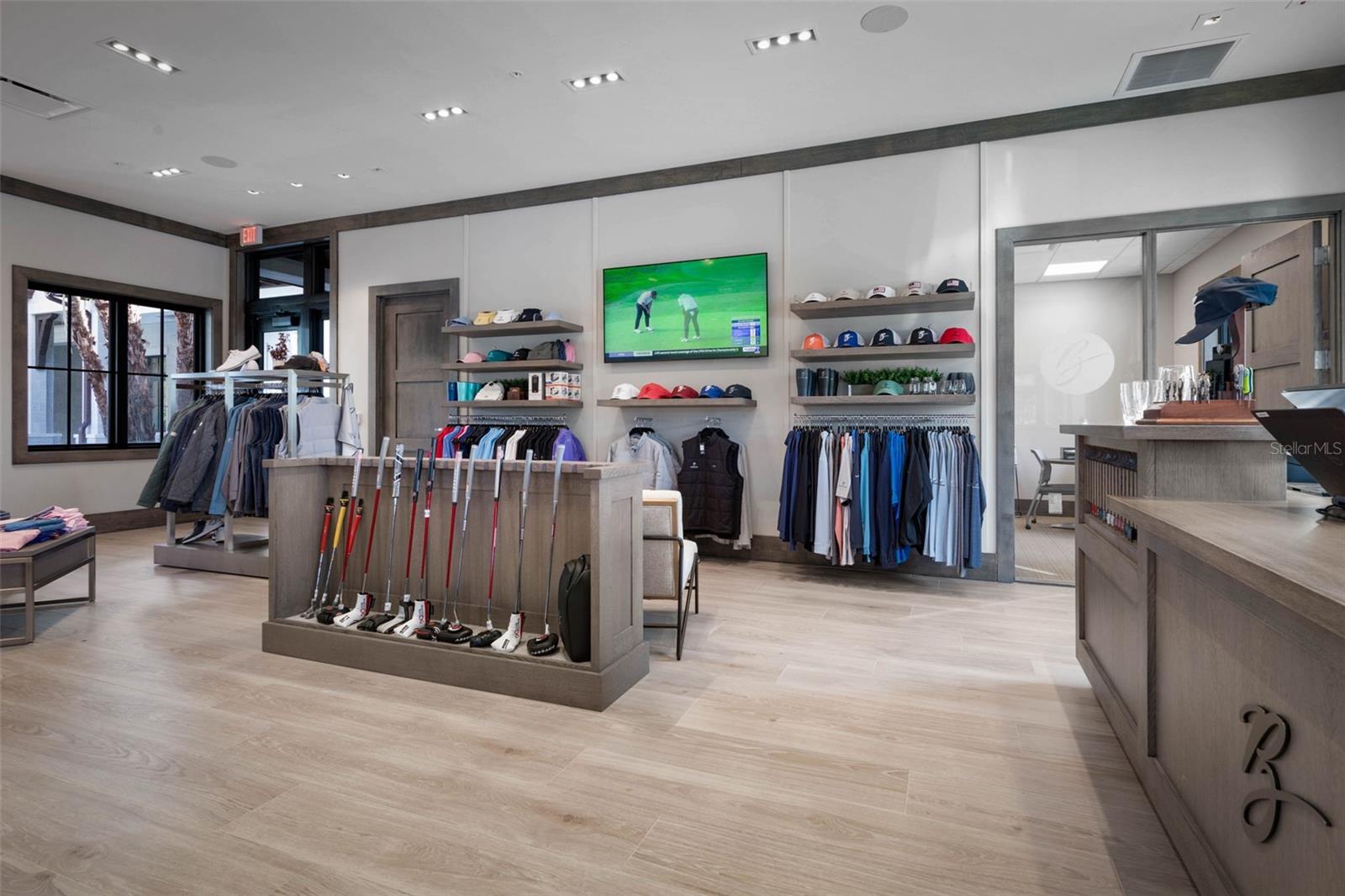 Image 86 of 100 For 60 Villa Lago Lane