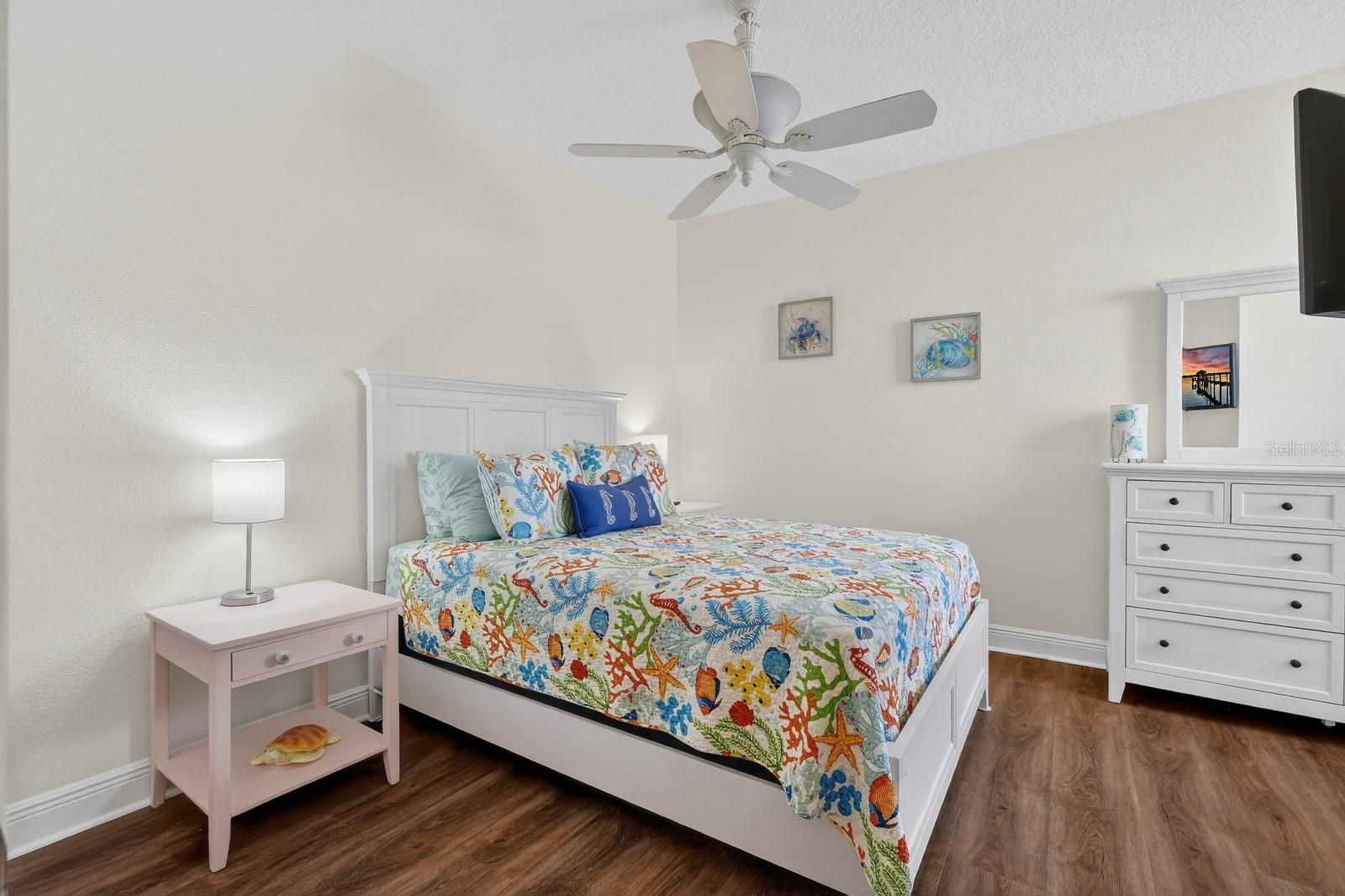 Image 10 of 41 For 200 Riverview Bend S 915