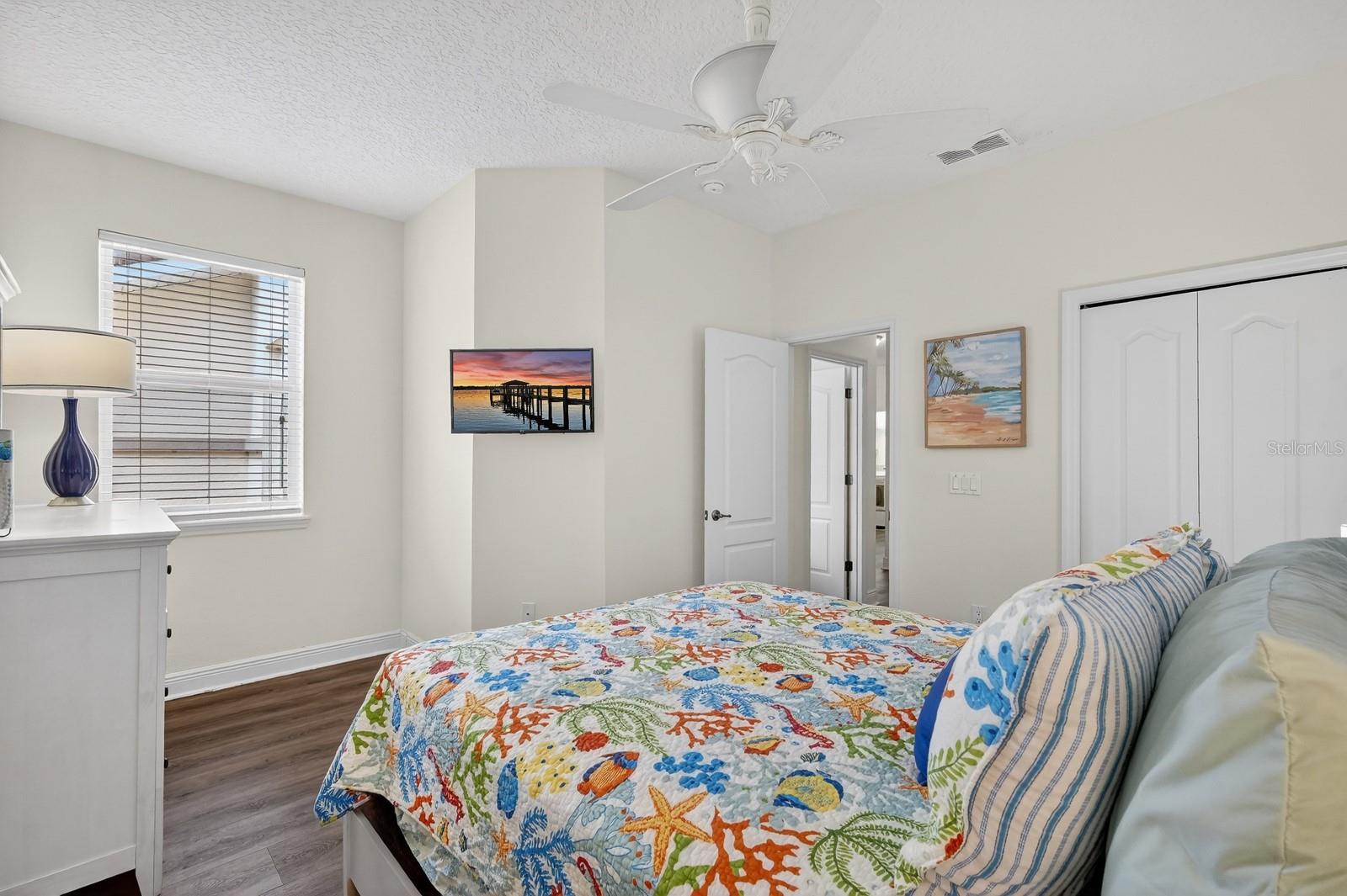 Image 11 of 41 For 200 Riverview Bend S 915