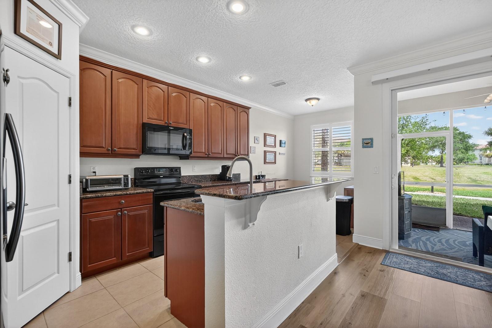 Image 19 of 41 For 200 Riverview Bend S 915