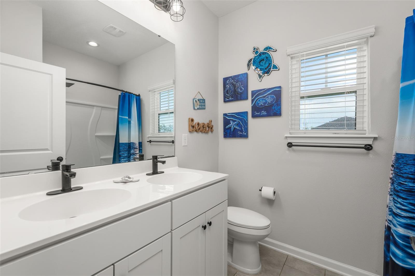 Image 31 of 54 For 121 Nighthawk Lane