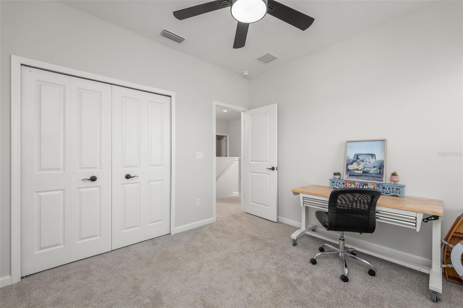 Image 33 of 54 For 121 Nighthawk Lane