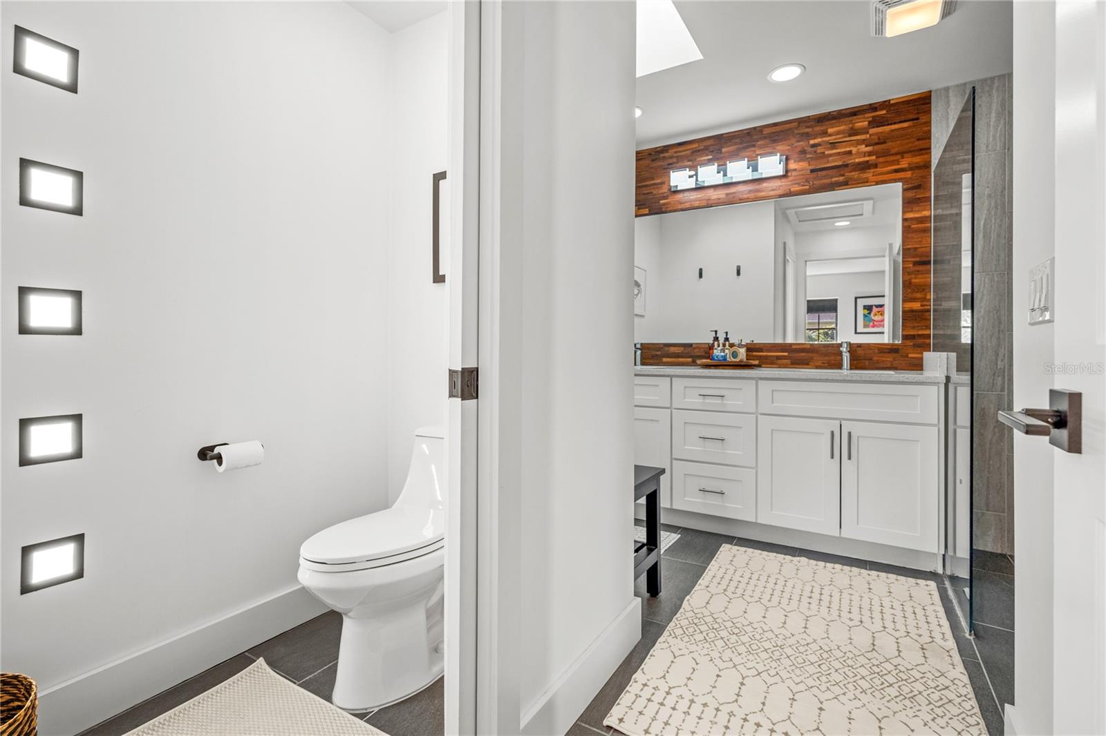 Image 22 of 37 For 54 Fordham Lane