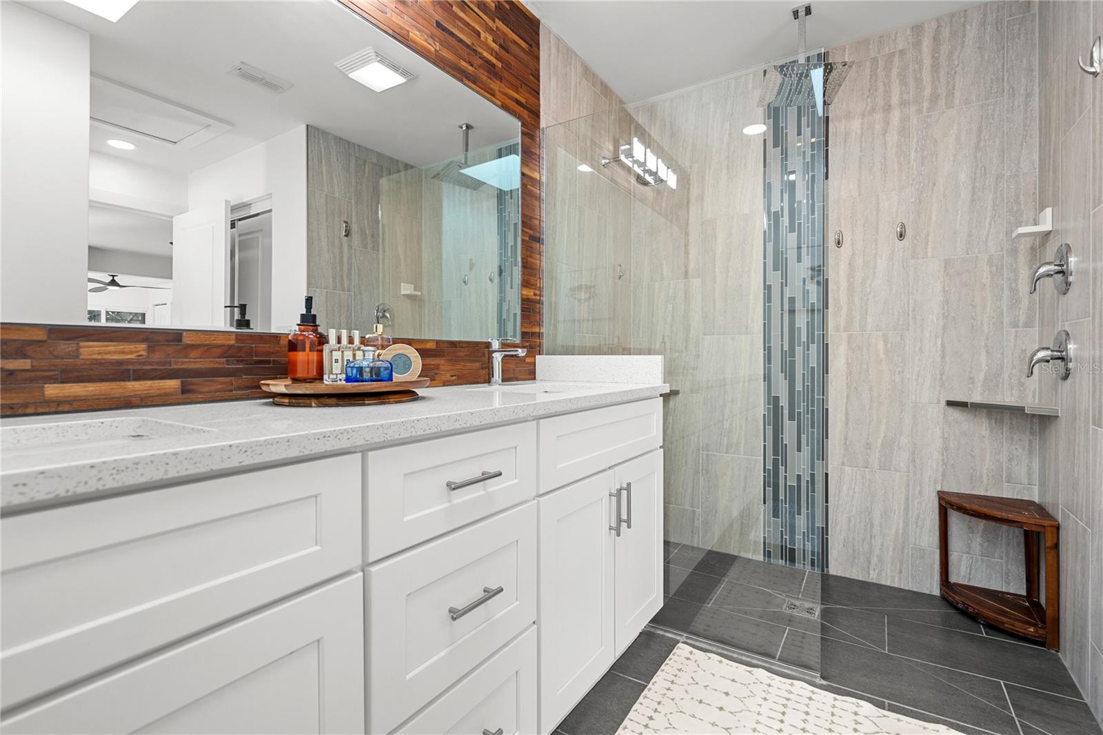 Image 23 of 37 For 54 Fordham Lane