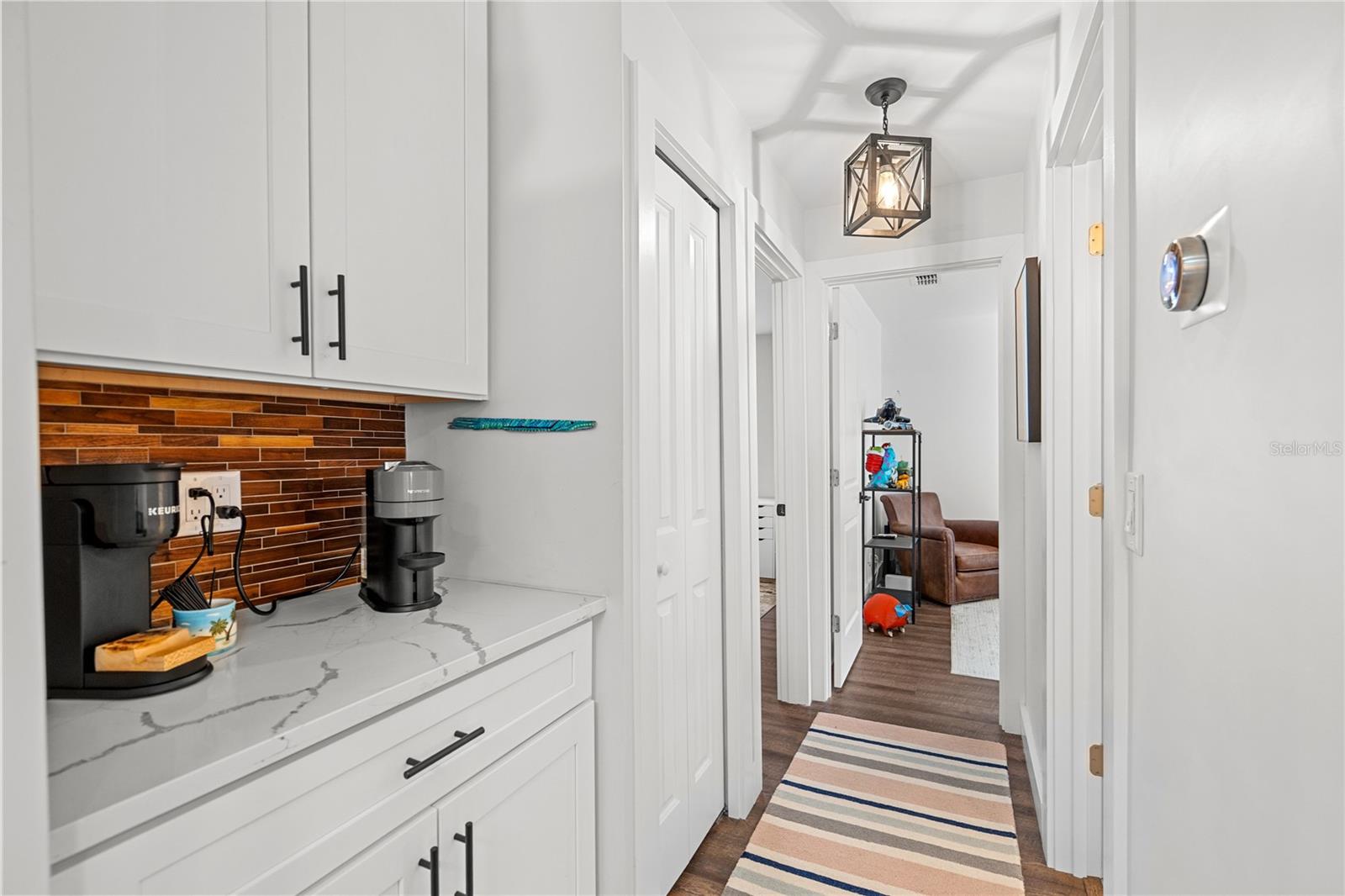 Image 24 of 37 For 54 Fordham Lane