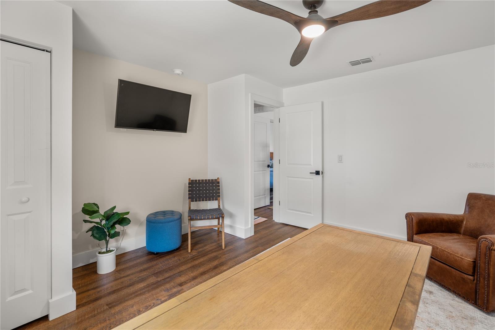 Image 26 of 37 For 54 Fordham Lane