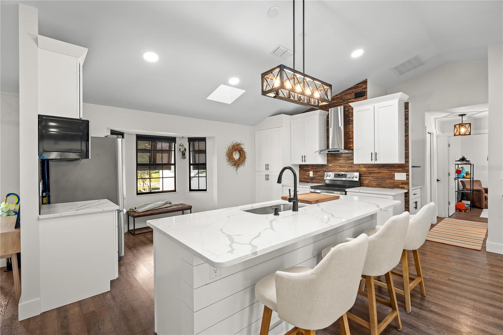 Image 9 of 37 For 54 Fordham Lane