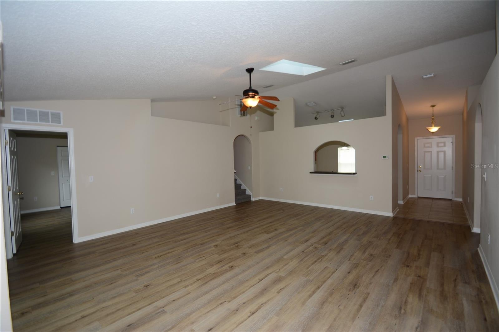 Image 13 of 42 For 20 Wheeler Lane