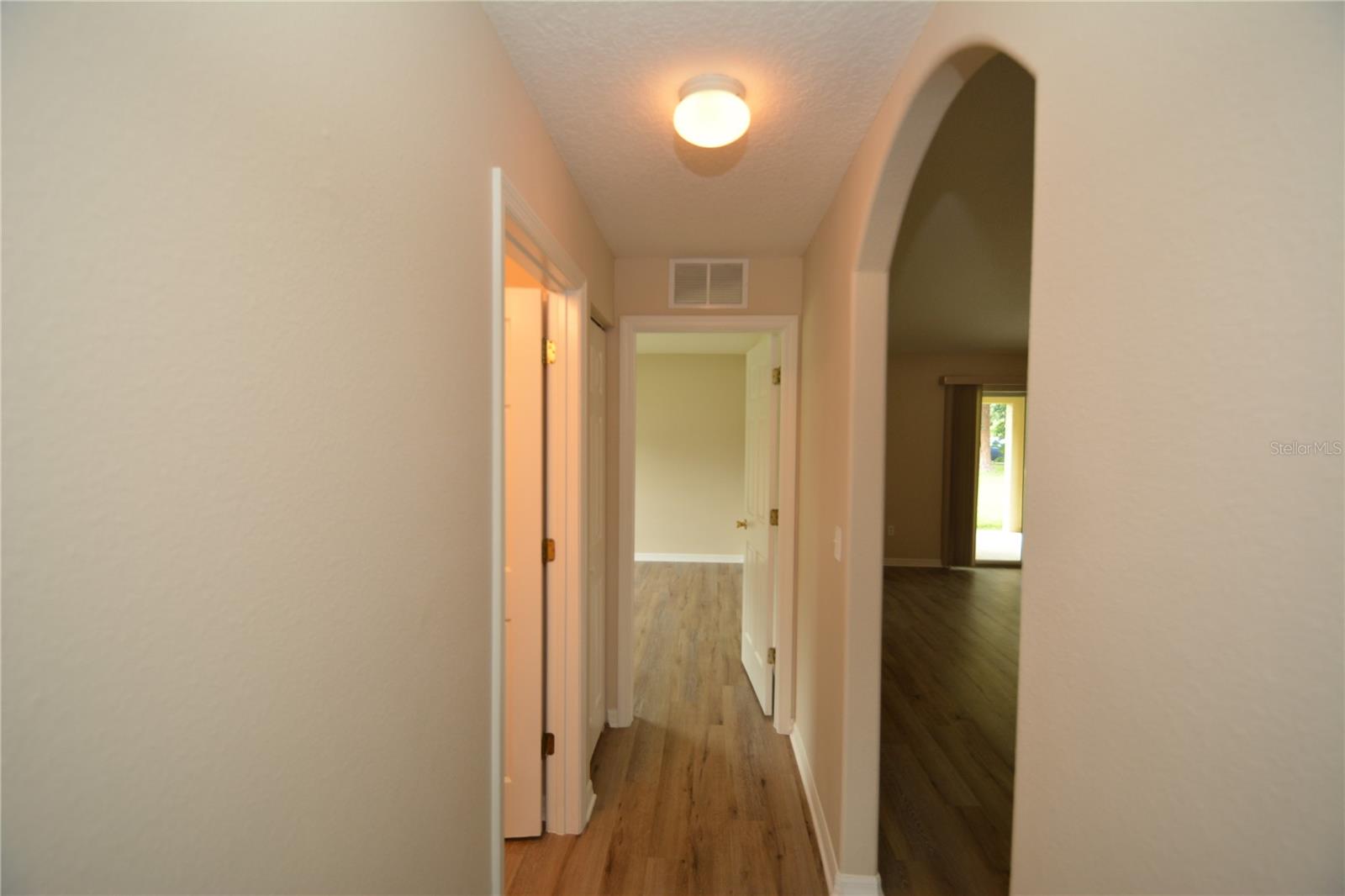 Image 26 of 42 For 20 Wheeler Lane