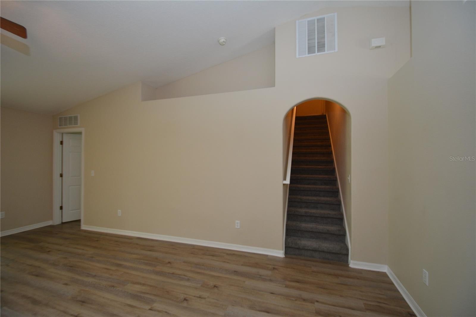 Image 30 of 42 For 20 Wheeler Lane