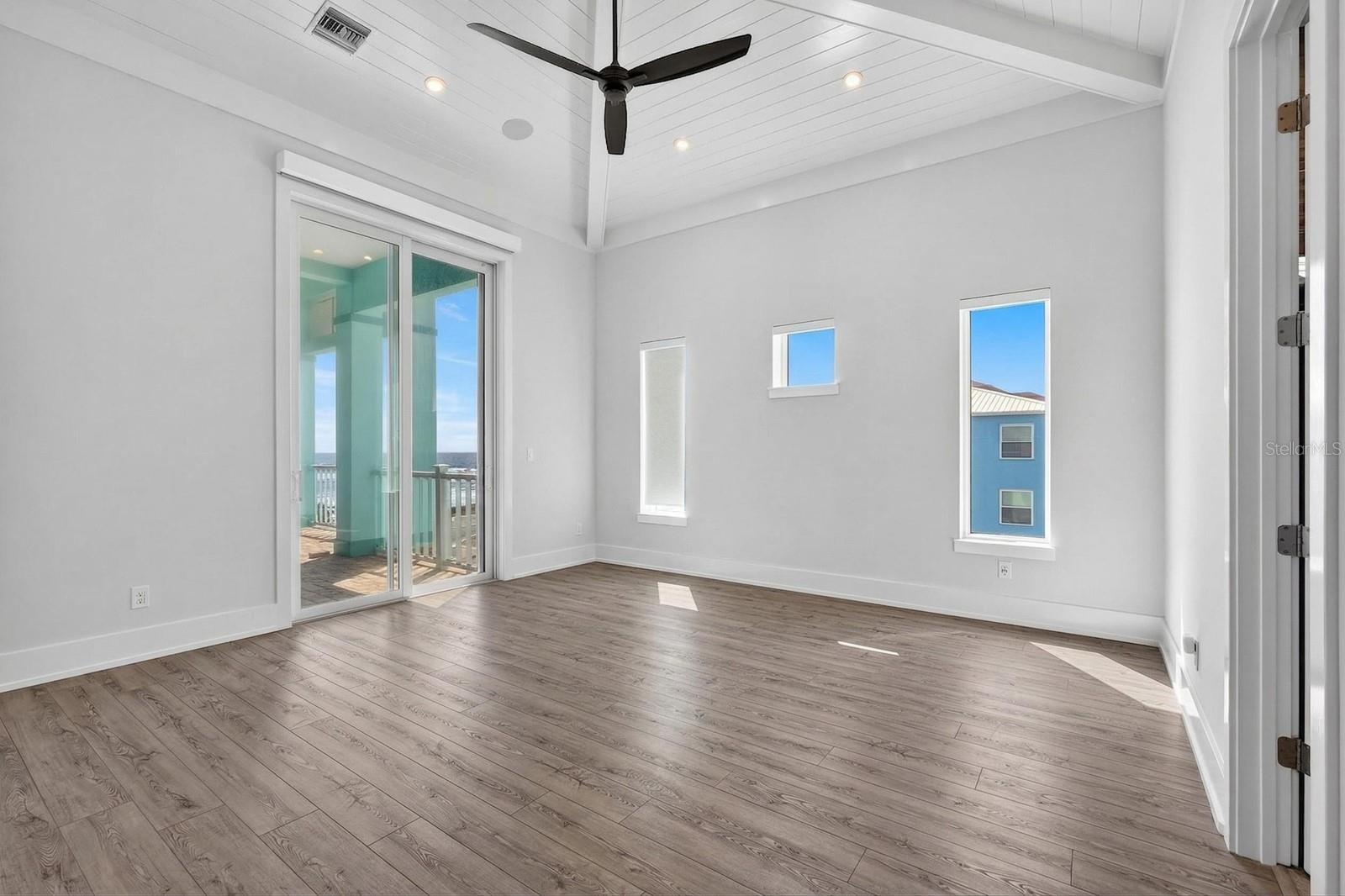 Image 21 of 80 For 1301 Ocean Shore Boulevard