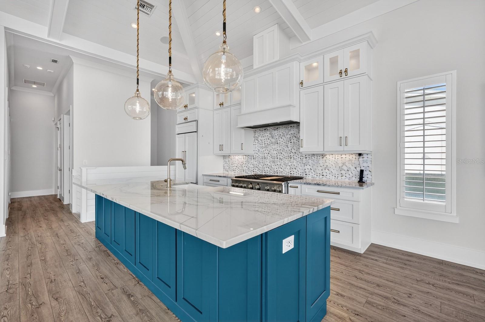 Image 26 of 80 For 1301 Ocean Shore Boulevard