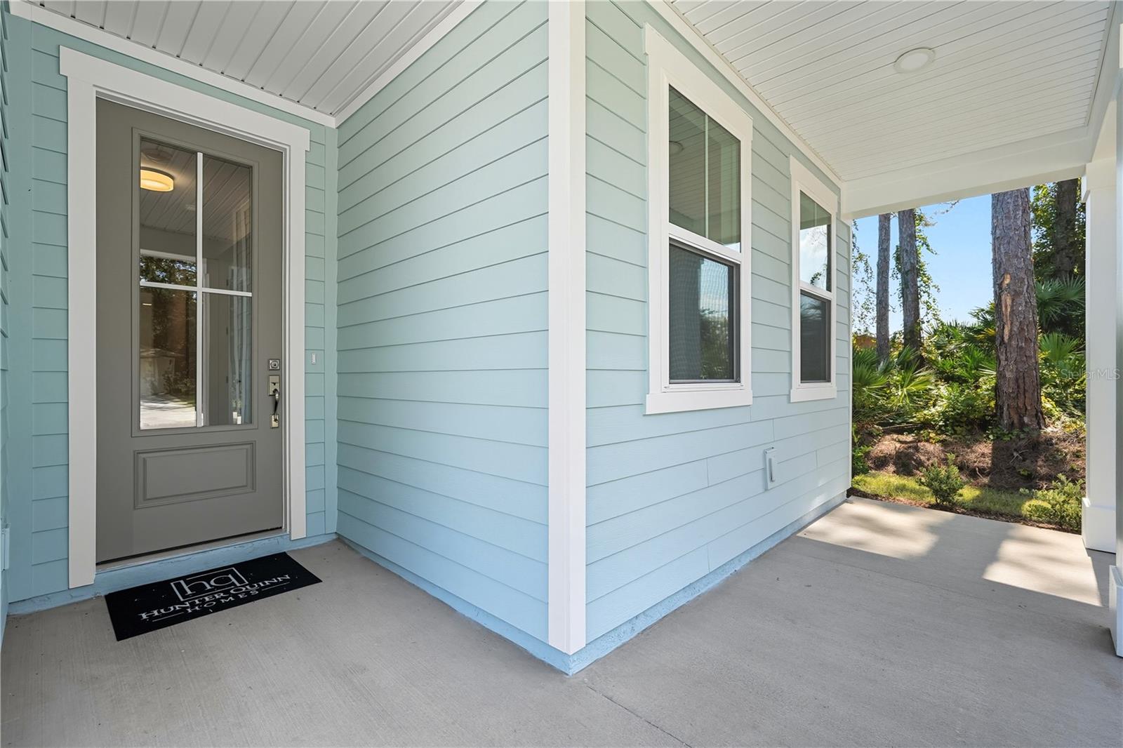 Listing photo id 2 for 36 Brockton Lane