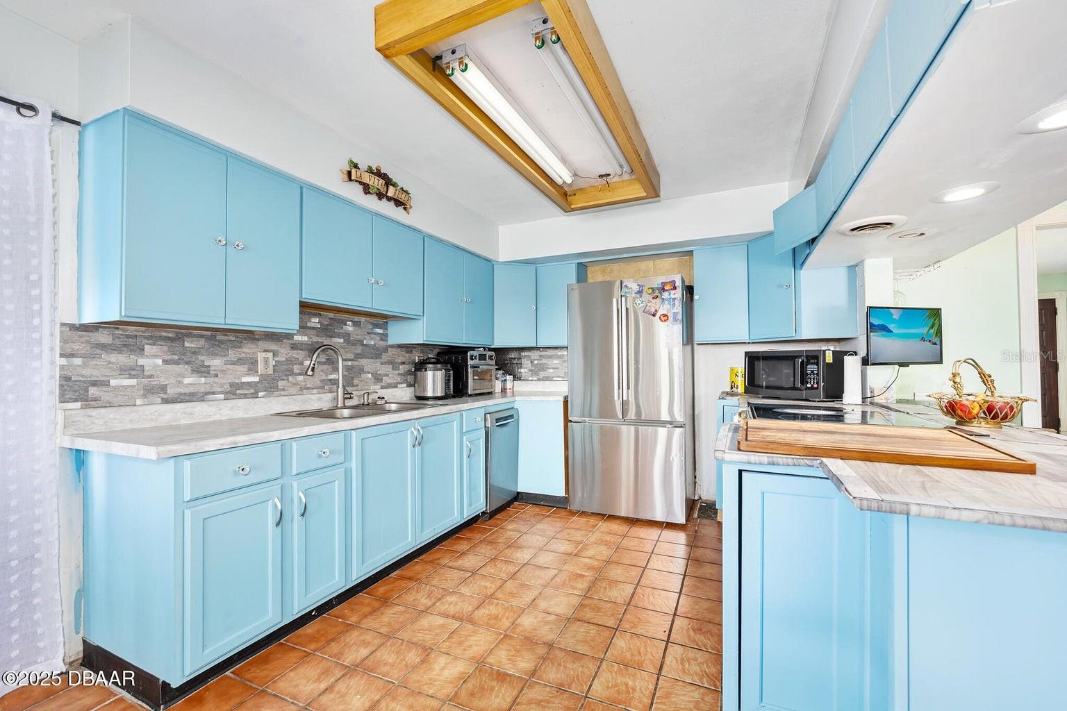 Image 12 of 28 For 4322 Atlantic Avenue