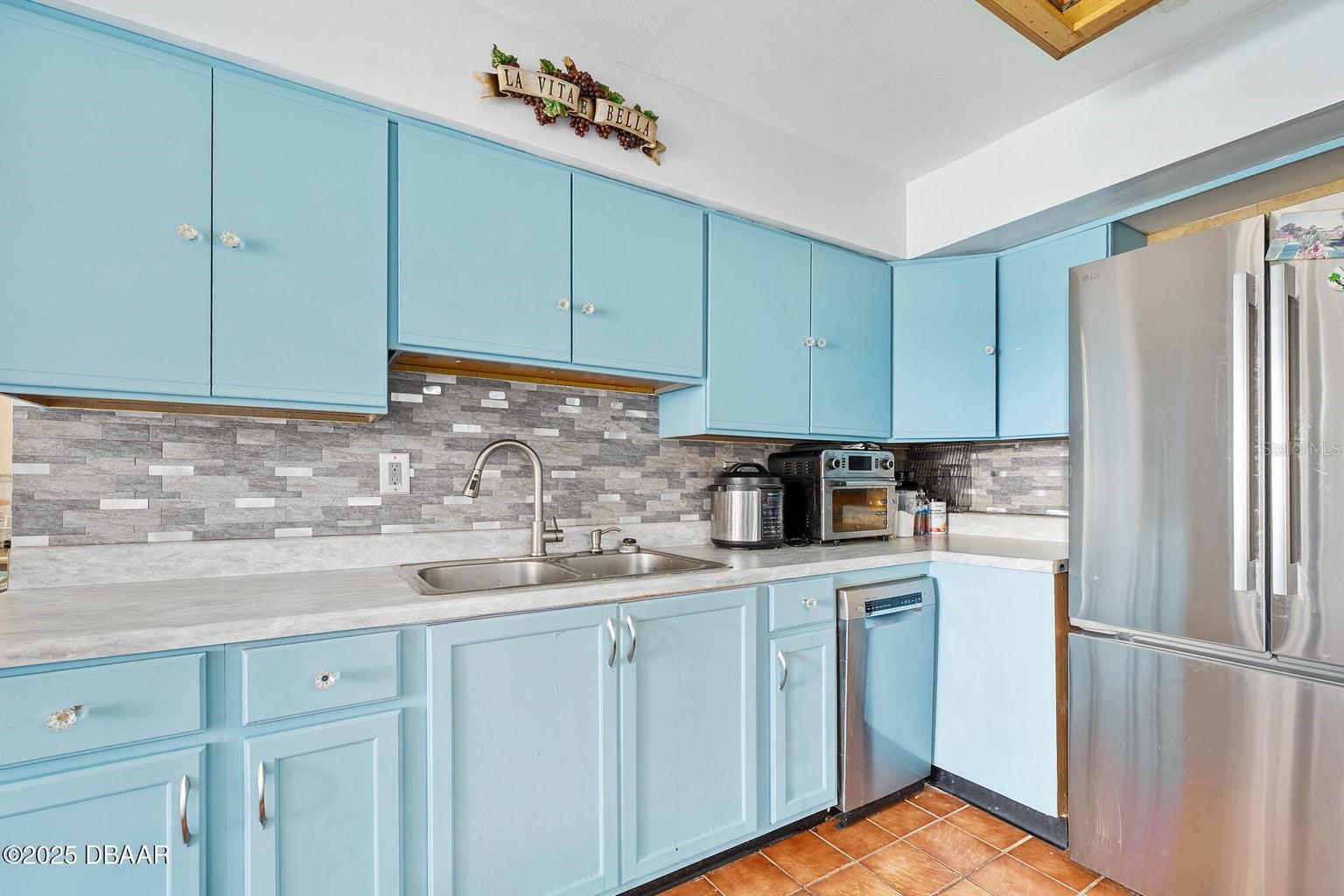 Image 13 of 28 For 4322 Atlantic Avenue