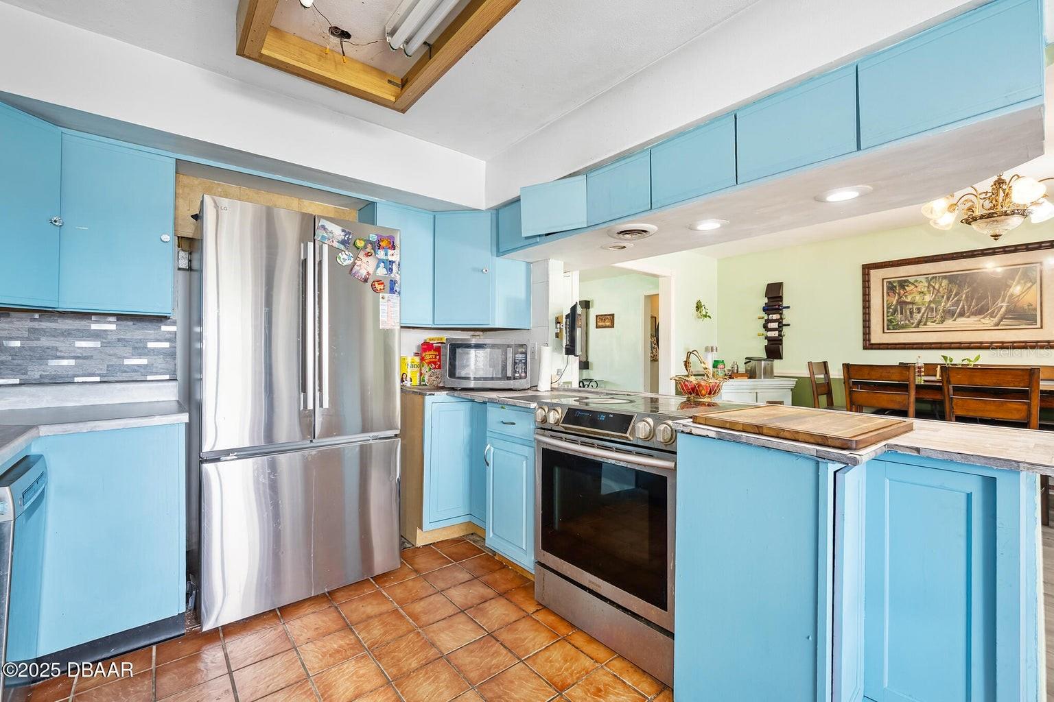 Image 14 of 28 For 4322 Atlantic Avenue