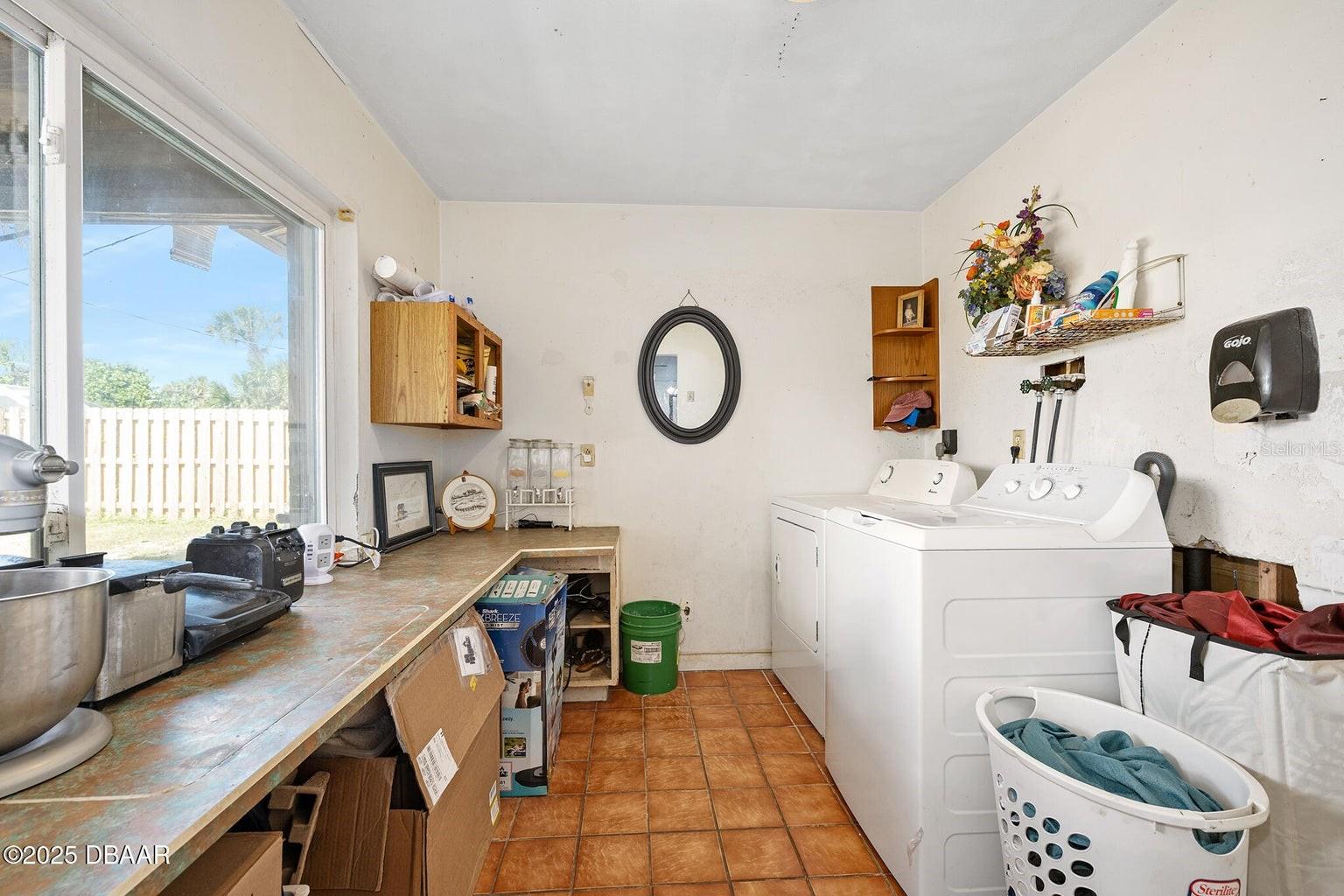 Image 15 of 28 For 4322 Atlantic Avenue