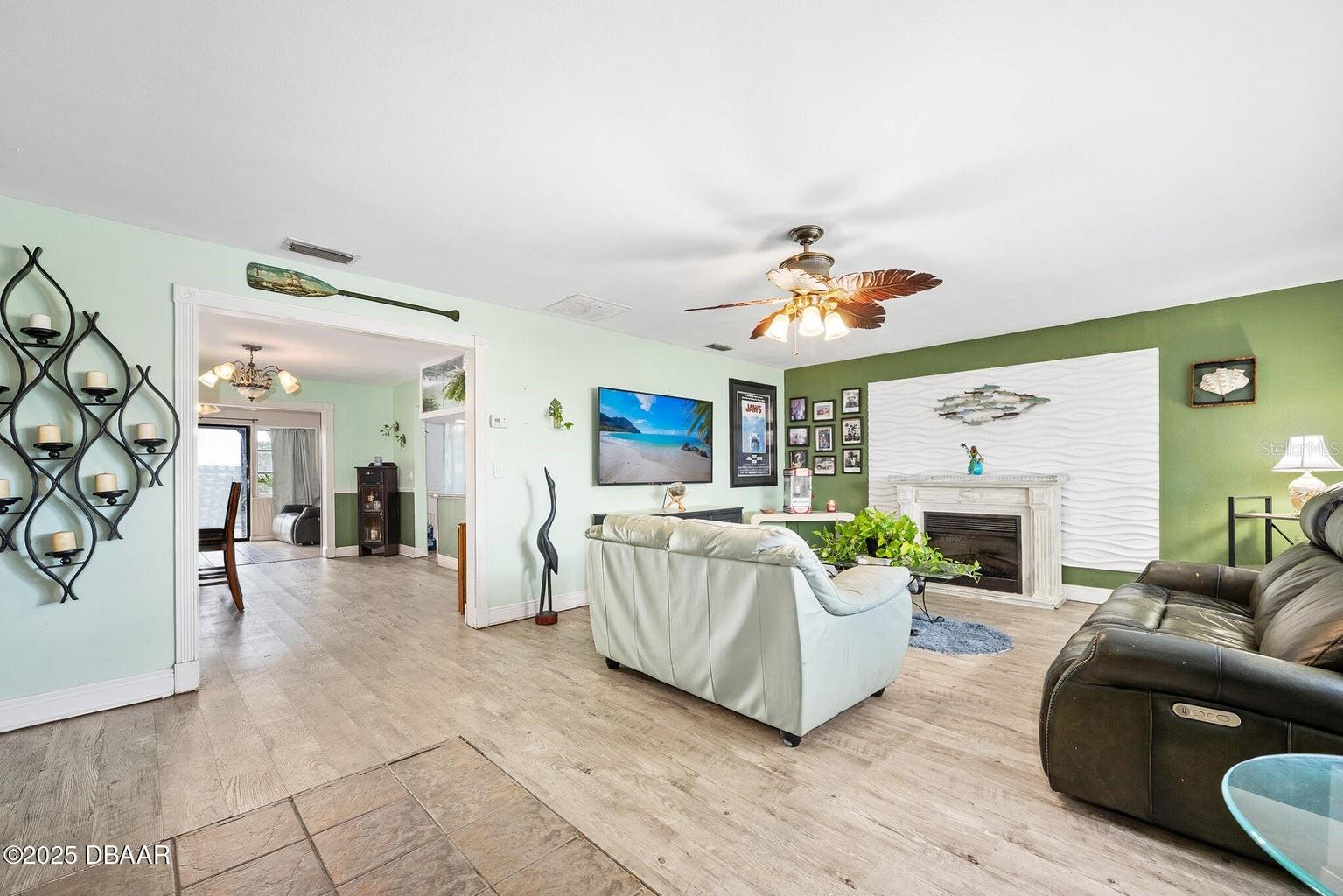 Image 3 of 28 For 4322 Atlantic Avenue