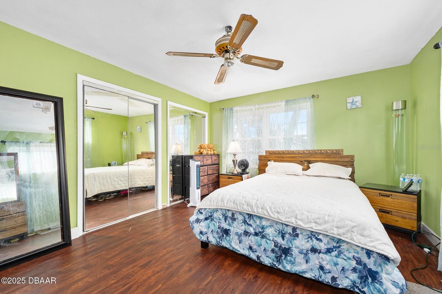 Image 5 of 28 For 4322 Atlantic Avenue