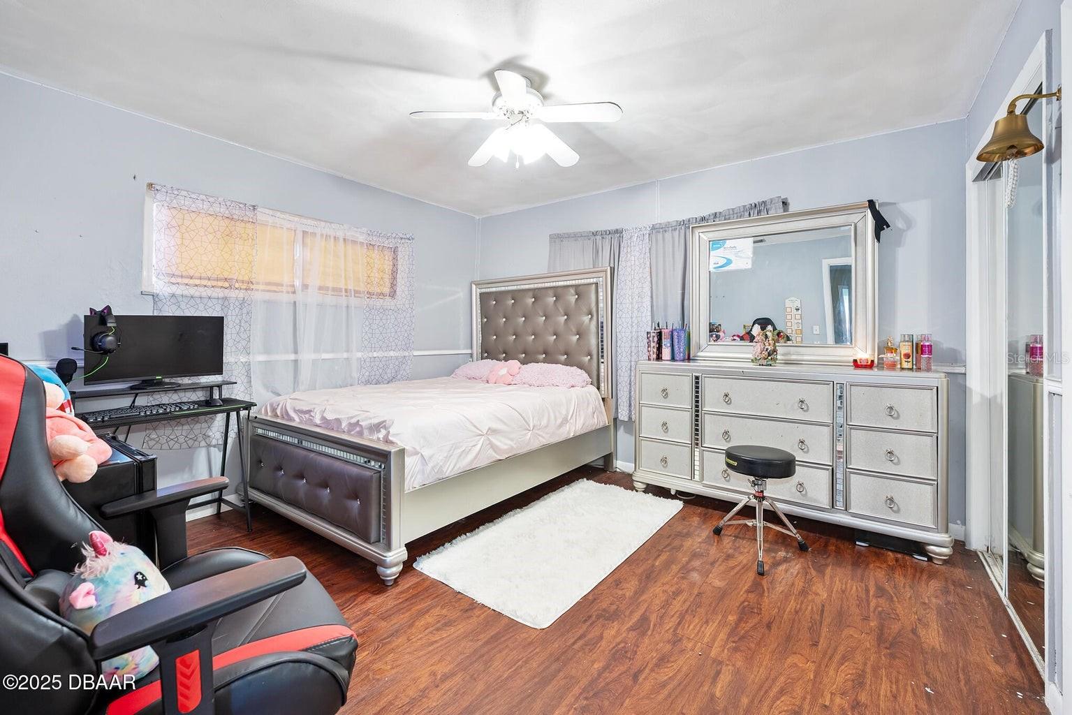 Image 7 of 28 For 4322 Atlantic Avenue