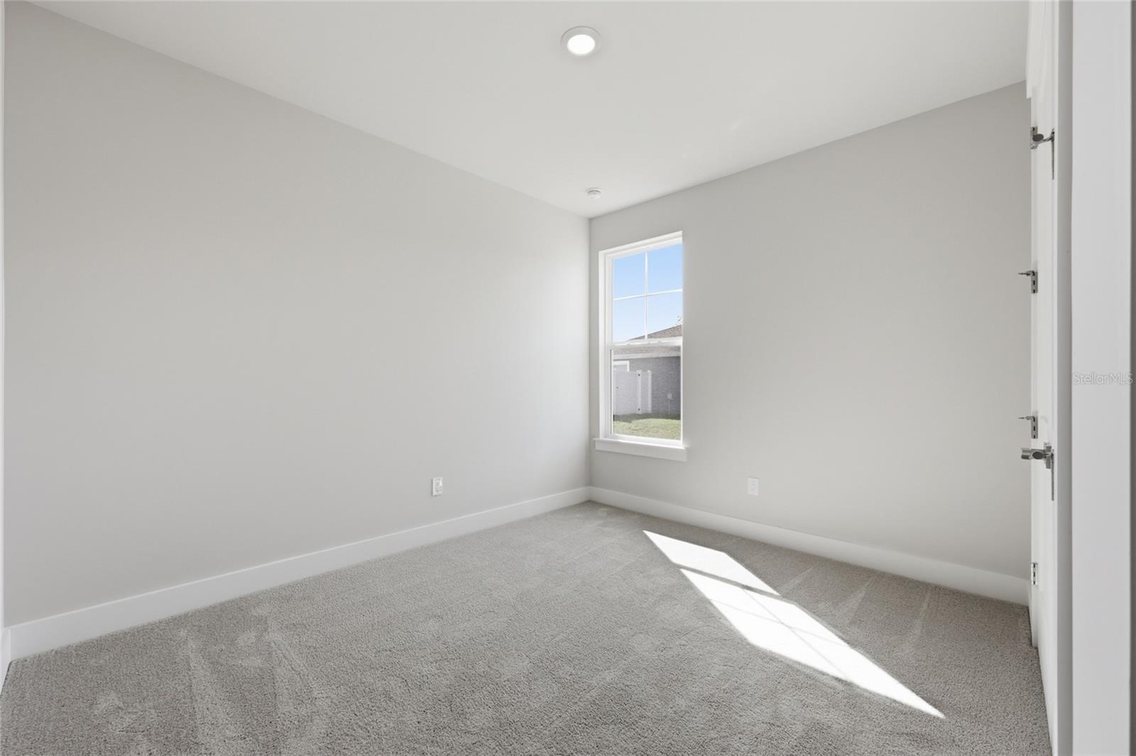 Image 27 of 45 For 88 Laramie Drive