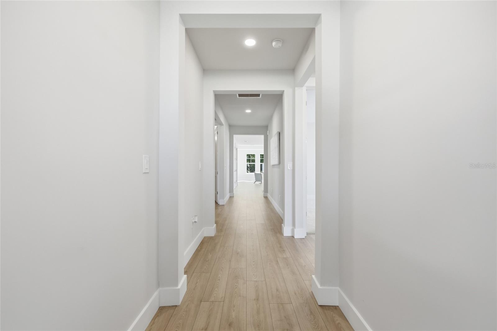 Image 5 of 45 For 88 Laramie Drive