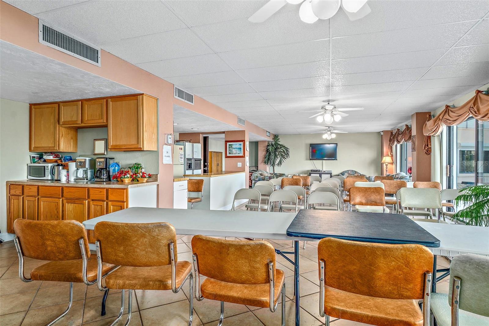 Image 29 of 30 For 3600 Ocean Shore Boulevard 812