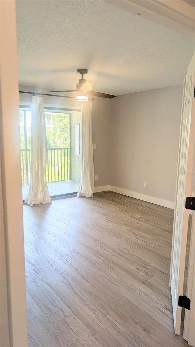 Image 14 of 37 For 19 River Landing Drive