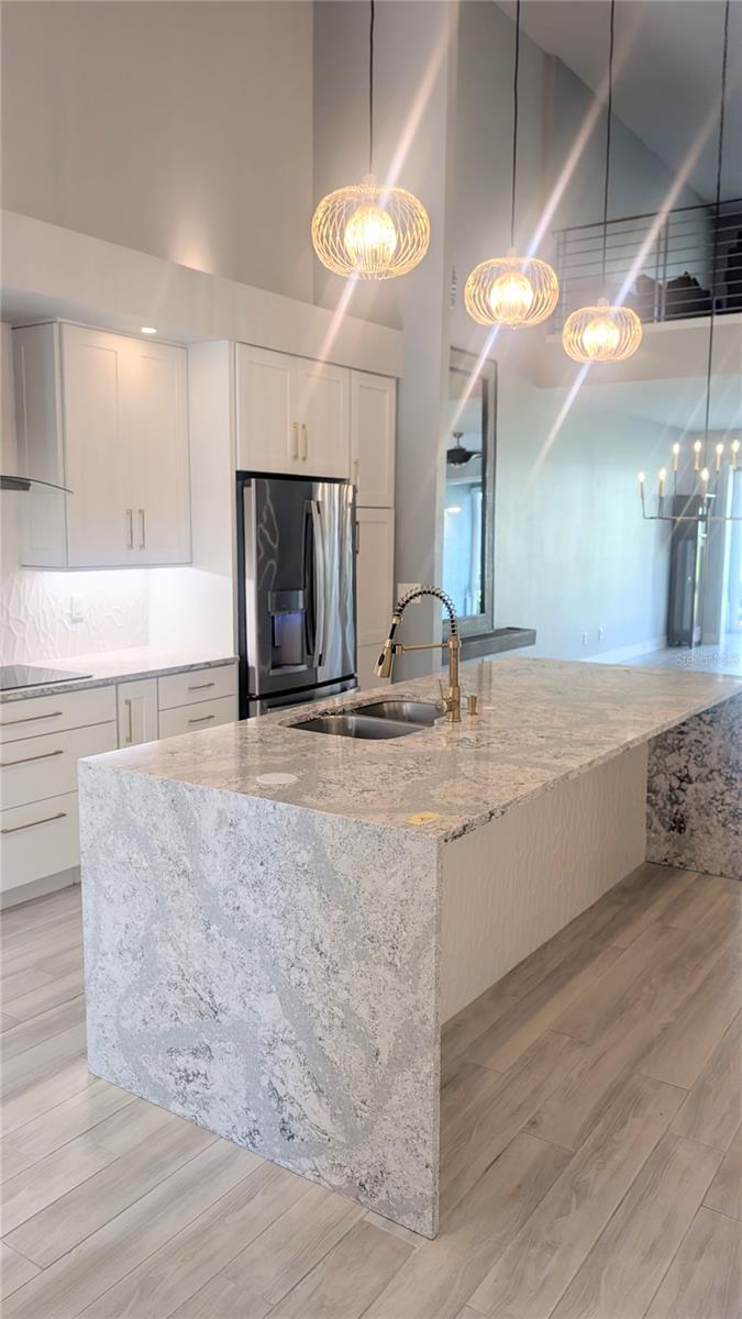 Image 5 of 37 For 19 River Landing Drive