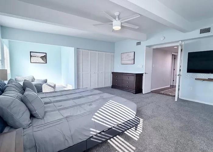 Image 26 of 100 For 901 Ocean Shore Boulevard