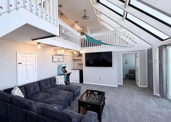 Image 34 of 100 For 901 Ocean Shore Boulevard