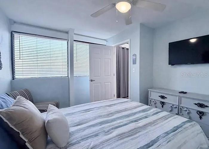 Image 38 of 100 For 901 Ocean Shore Boulevard