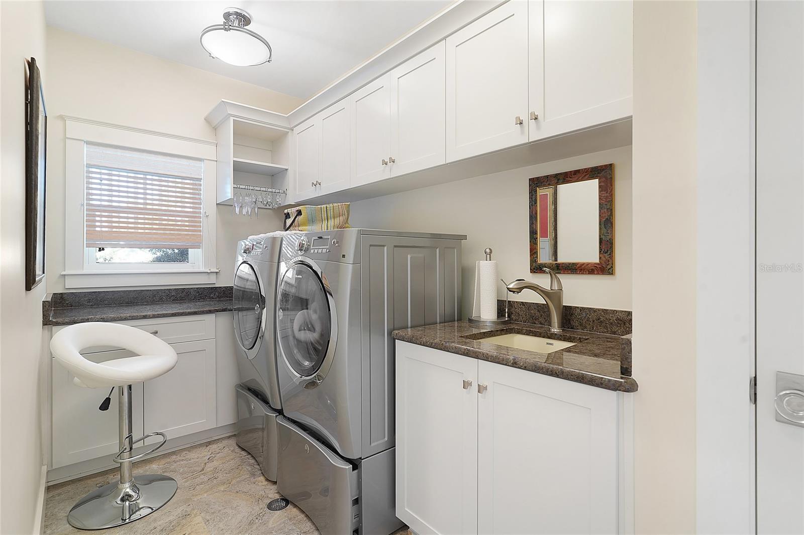 Image 17 of 62 For 705 Ocean Gate Lane