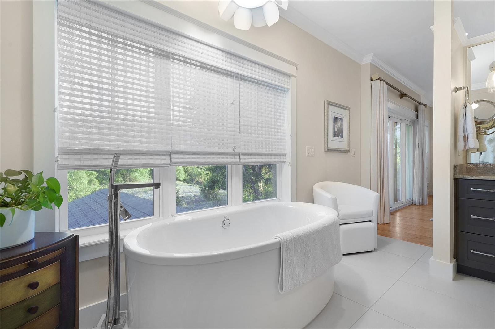 Image 24 of 62 For 705 Ocean Gate Lane