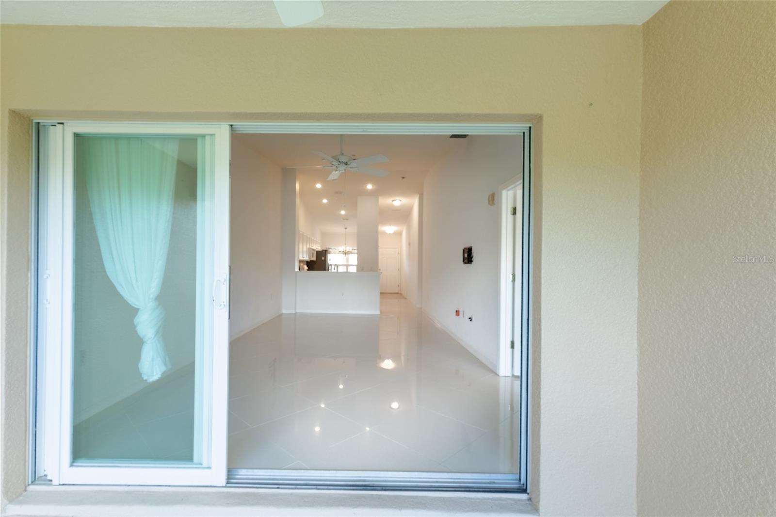 Image 10 of 50 For 1200 Canopy Walk Lane 1233