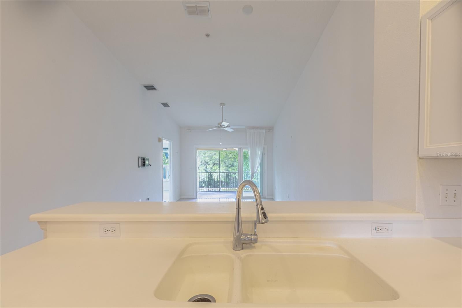 Image 22 of 50 For 1200 Canopy Walk Lane 1233