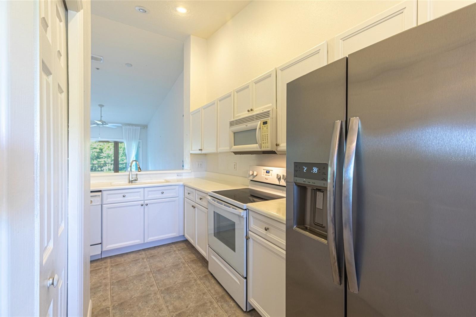 Image 7 of 50 For 1200 Canopy Walk Lane 1233