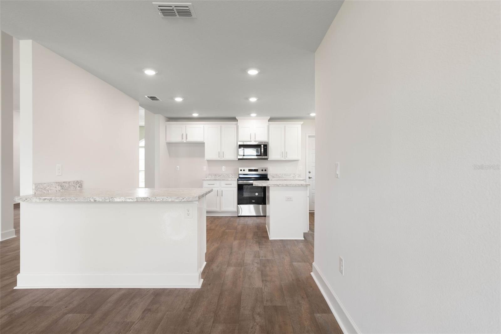 Image 14 of 41 For 19 Regina Lane