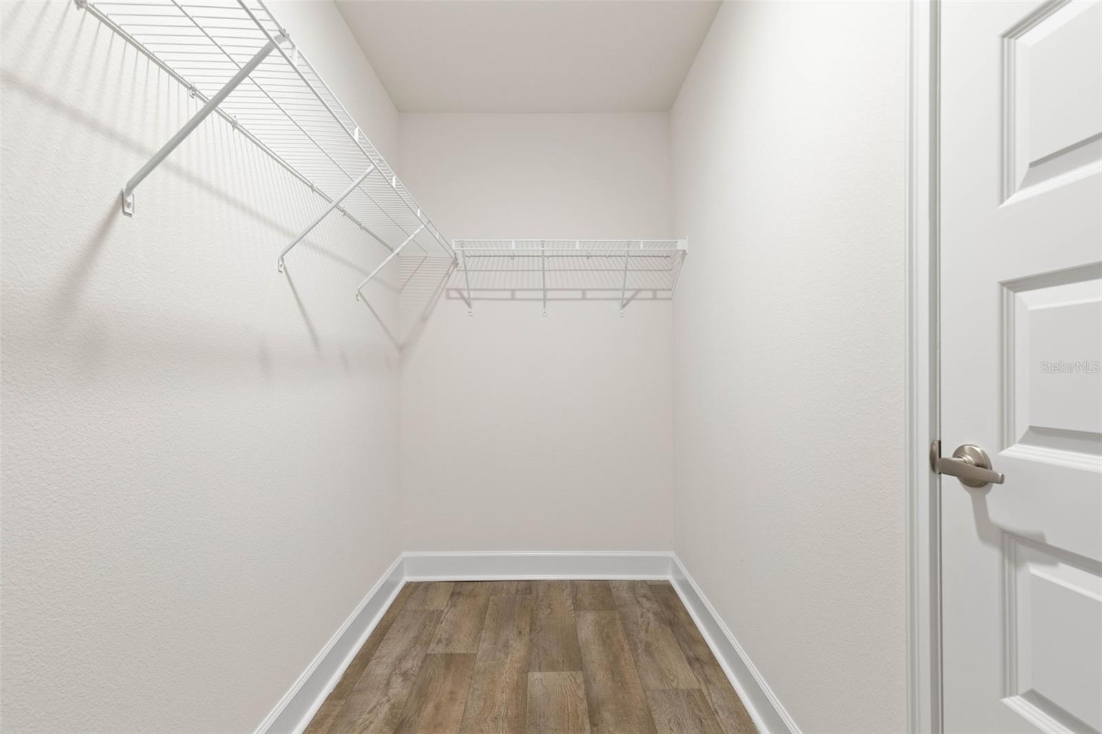 Image 27 of 41 For 19 Regina Lane