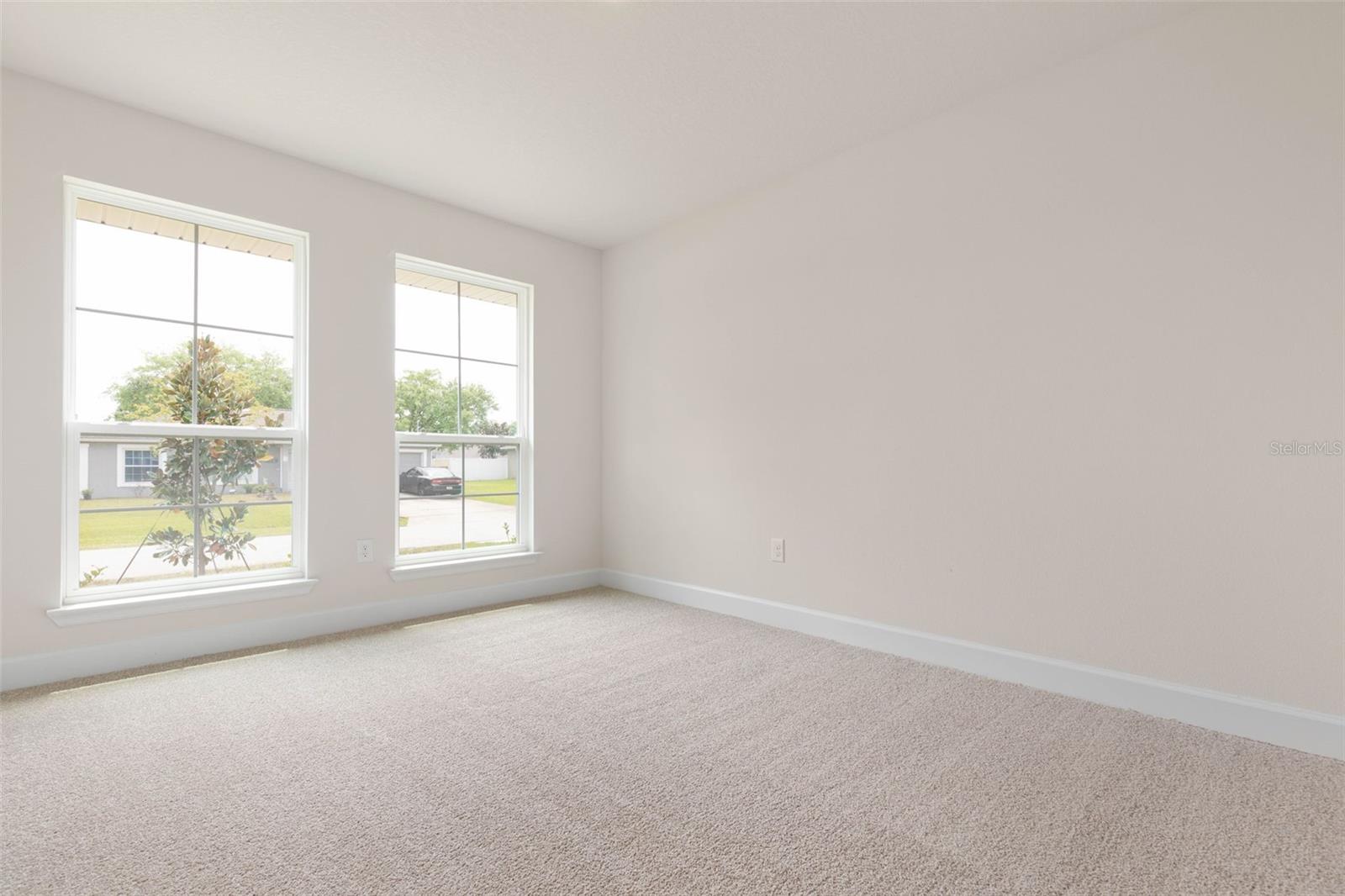 Image 35 of 41 For 19 Regina Lane